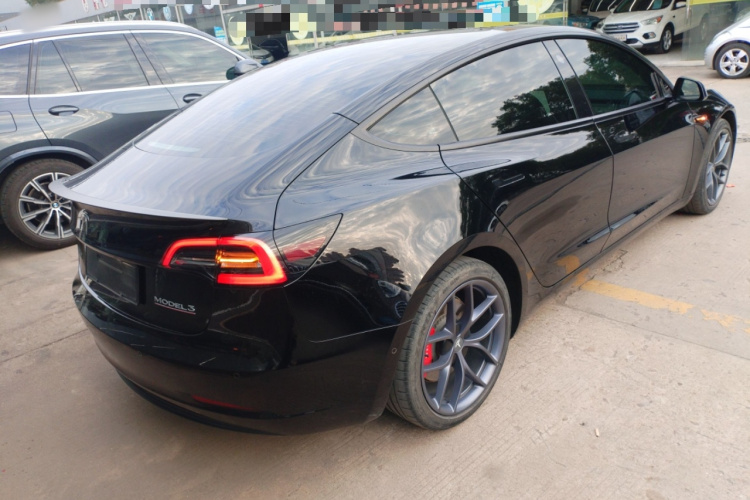 特斯拉 Model 3 2021款 改款二 Performance高性能全轮驱动版车身外观6005