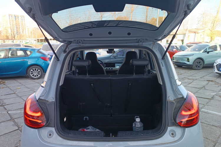 五菱汽车 五菱缤果 2023款 410km 灵犀尊享款局部细节23