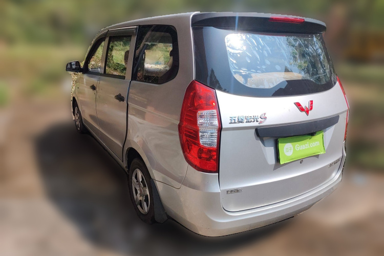 五菱汽车 五菱宏光 2015款 1.5L S 基本型国V车身外观6003