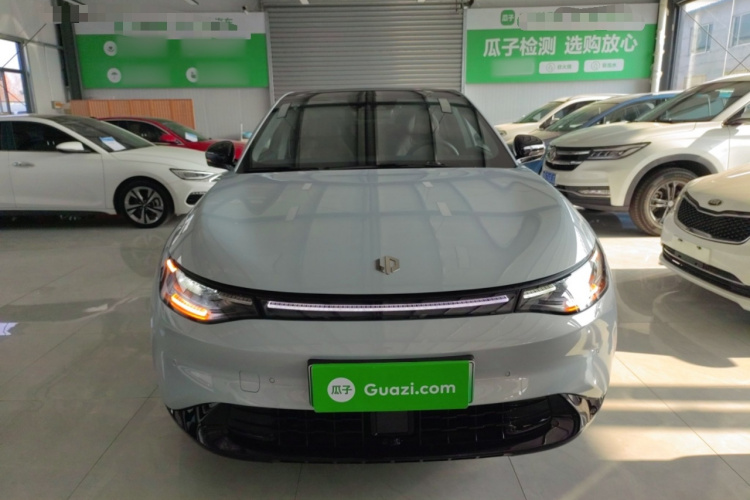 零跑汽车 零跑C01 2023款 630四驱性能版车身外观2