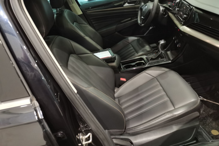 大众 帕萨特 2019款 280TSI 商务版 国VI局部细节41