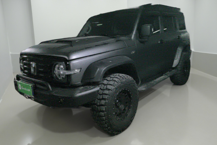 坦克300 2024款 330 3.0T V6车身外观1