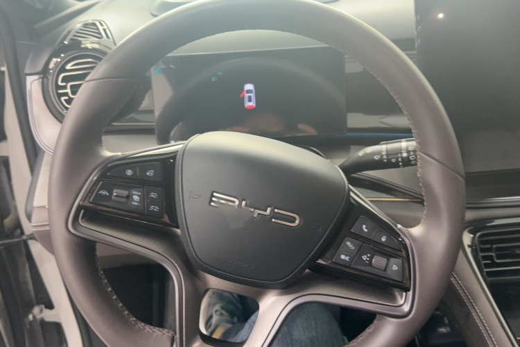 比亚迪 护卫舰07 2023款 DM-i 100KM 旗舰型局部细节13