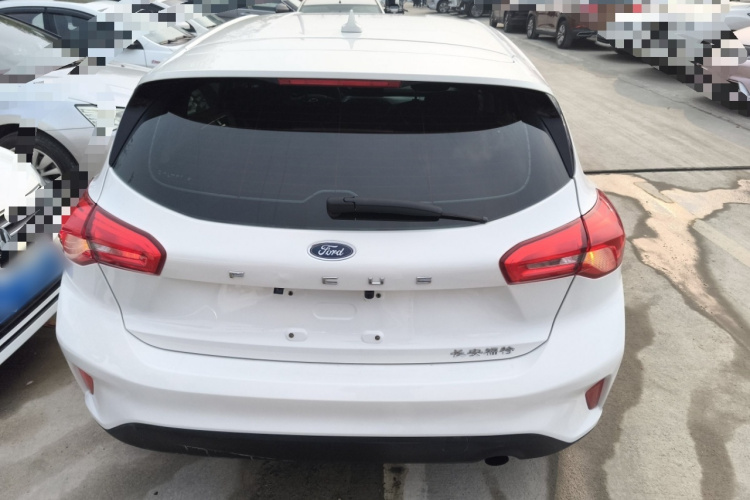 福特 福克斯 2019款 两厢 1.5L 手动锋跃型 国V车身外观6004