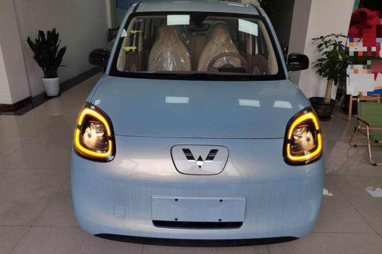 五菱汽车 宏光MINIEV 2025款 四门版 进阶款车身外观2