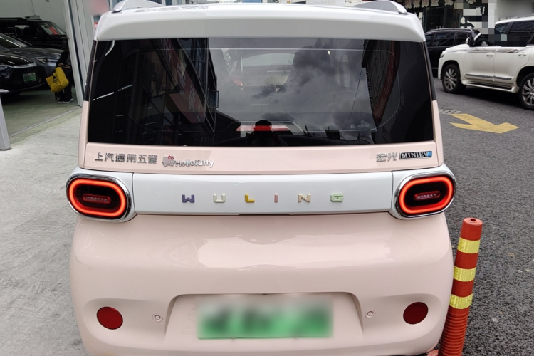 五菱汽车 宏光MINIEV 2024款 第三代 215km 进阶版车身外观6