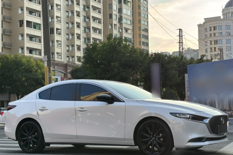 马自达3 昂克赛拉 2023款 2.0L 自动质雅版车身外观6008