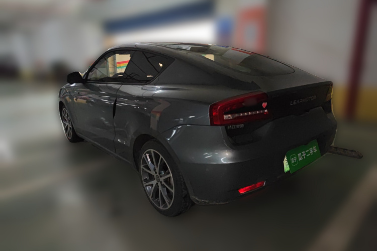 零跑汽车 零跑S01 2019款 380 Pro车身外观5