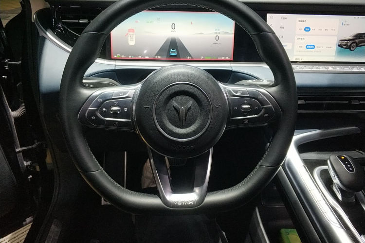 岚图汽车 岚图FREE 2021款 四驱标准增程专属豪华套装中控内饰13