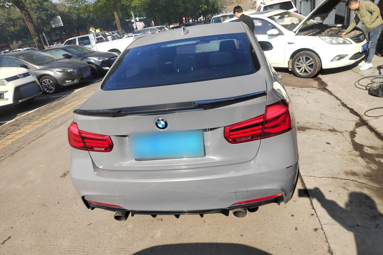 宝马3系 2018款 320i M运动套装车身外观6004