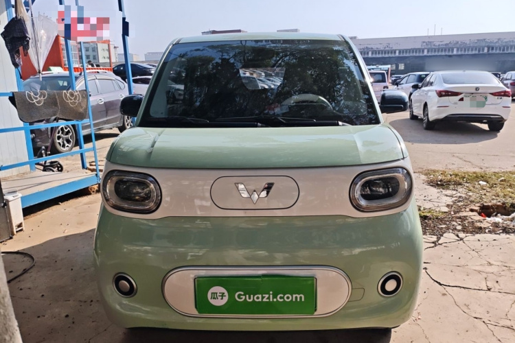 五菱汽车 宏光MINIEV 2024款 第三代 215km 青春版车身外观2