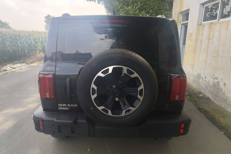 坦克300新能源 2025款 Hi4-T车身外观6004