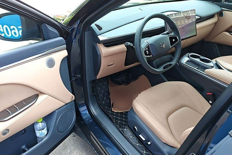 ARCFOX极狐 极狐 阿尔法T5(ARCFOX αT5) 2025款 520 PRO中控内饰7006