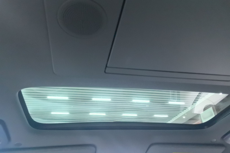 理想汽车 理想L9 2022款 Max局部细节22