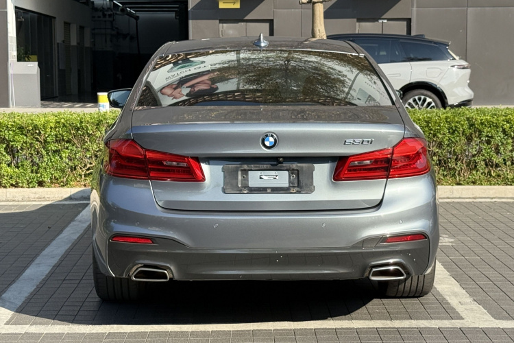宝马5系(进口) 2020款 530i M运动套装车身外观6001