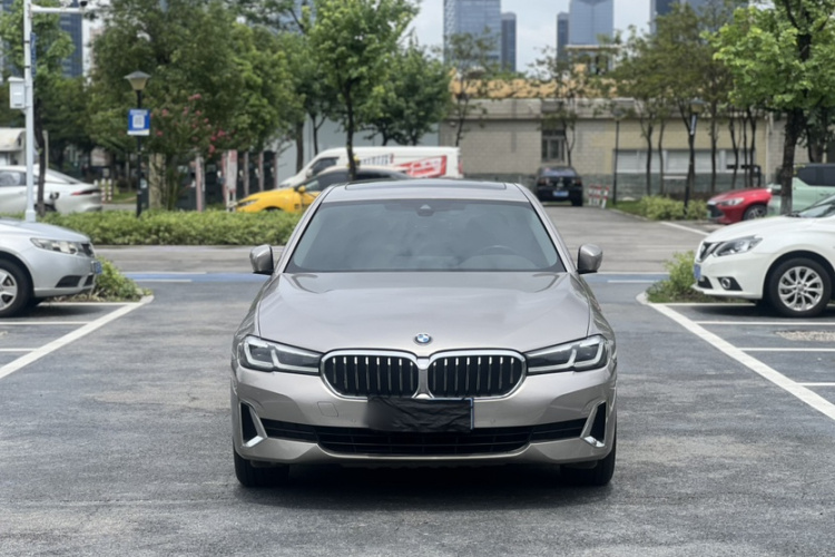 宝马5系 2021款 530Li 领先型 豪华套装车身外观6005