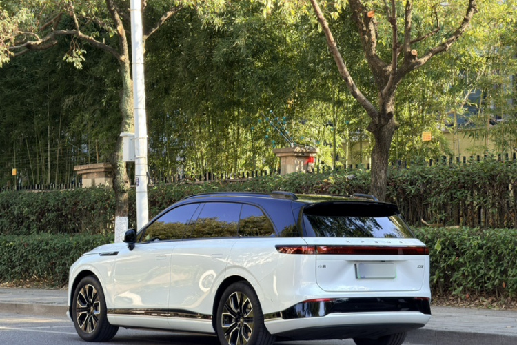 小鹏G9 2025款 625 长续航 Max车身外观6003