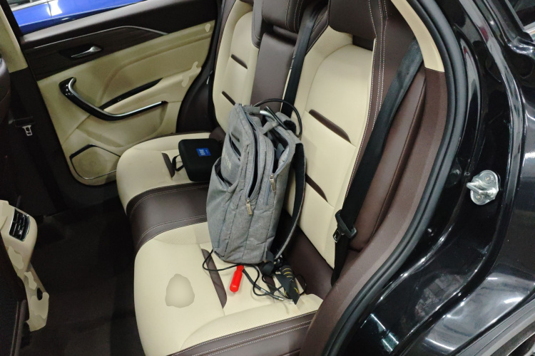 奔腾T77 2019款 230 TID 自动豪华型 国VI中控内饰21