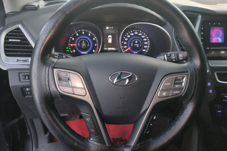 现代 胜达 2015款 2.0T 自动四驱智能型 5座中控内饰13