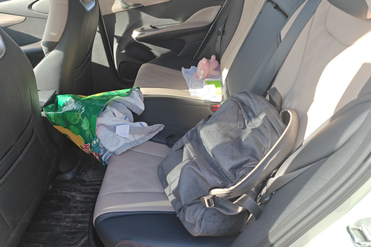 比亚迪 海豚 2023款 420km 时尚版中控内饰21