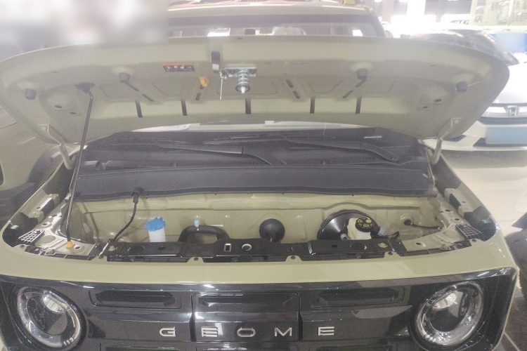 吉利银河 2025款 210km 熊猫骑士机舱底盘24