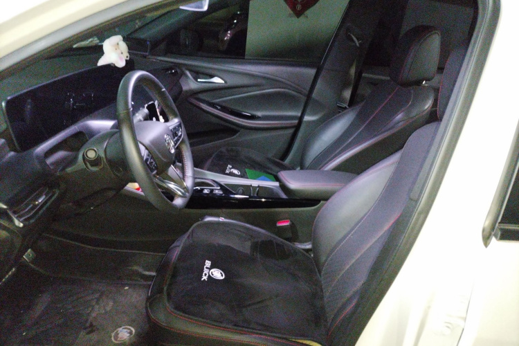 别克 威朗 2023款 Pro GS 猎风版中控内饰19