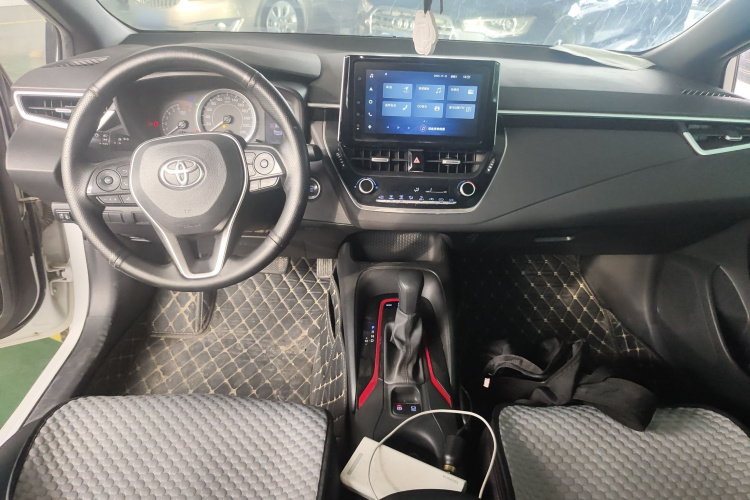 丰田 雷凌 2021款 185T CVT运动版中控内饰12