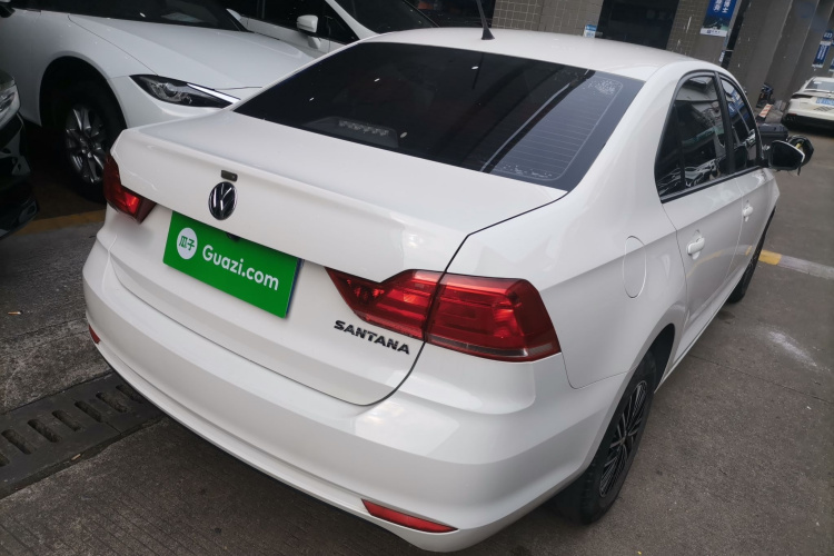 大众 桑塔纳 2021款 1.5L 自动风尚版车身外观7