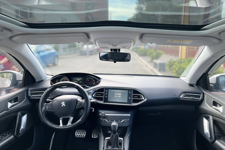 标致308S 2015款 1.6T 自动劲驰版中控内饰7001