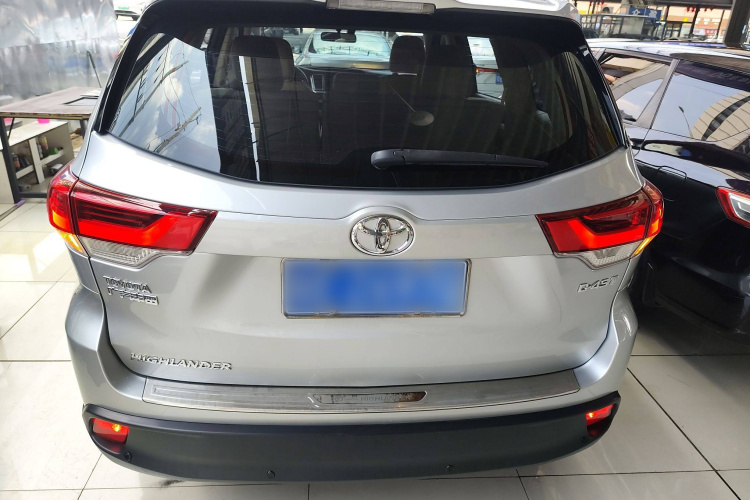 丰田 汉兰达 2018款 2.0T 两驱精英版 5座 国VI车身外观6001