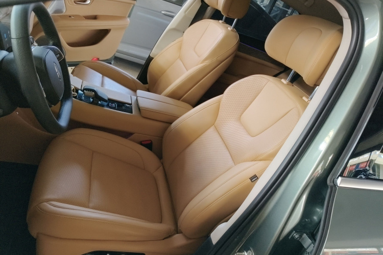 鸿蒙智行 问界M5 2022款 增程后驱标准版局部细节19