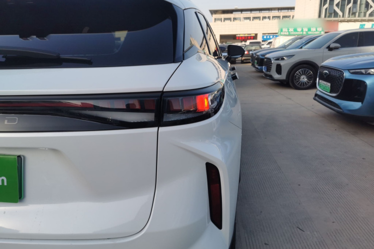 星途 瑶光C-DM 2024款 1.5T 超长续航Max车身外观6006