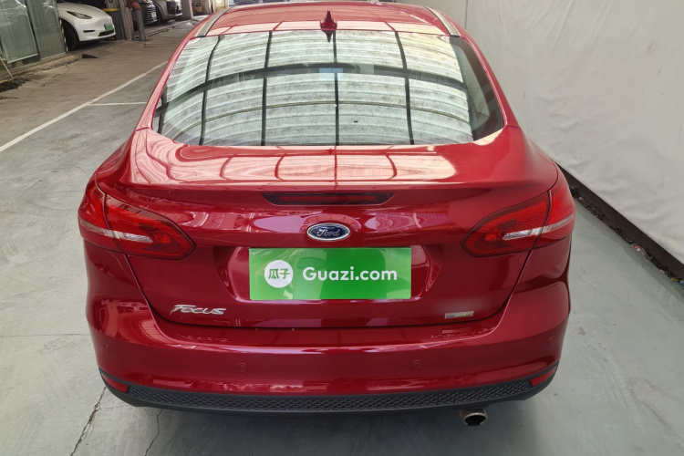 福特 福克斯 2015款 三厢 EcoBoost 180 自动精英型车身外观6012