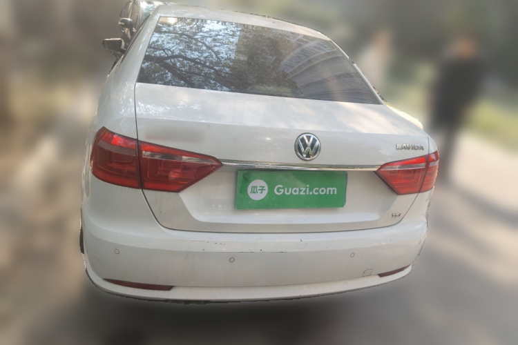 大众 朗逸 2013款 改款 1.4TSI 手动舒适版车身外观6