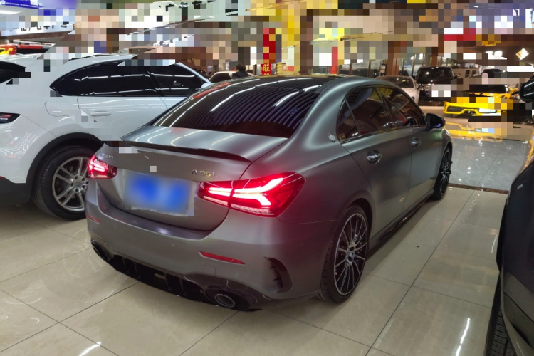 奔驰A级AMG 2022款 AMG A 35 L 4MATIC车身外观7