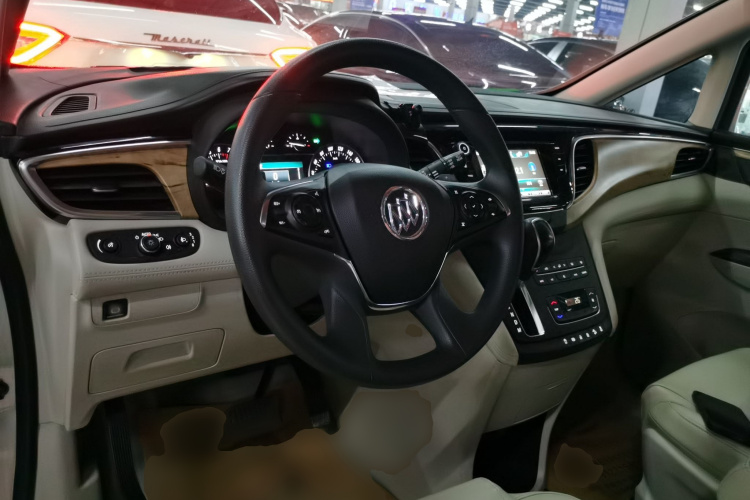 别克GL8 2018款 ES 28T 舒适型 国VI中控内饰12