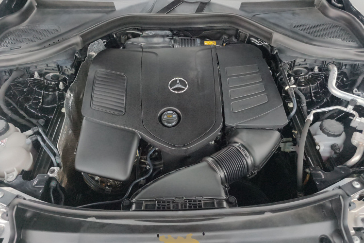 奔驰GLC 2024款 GLC 300 L 4MATIC 豪华型 5座局部细节24