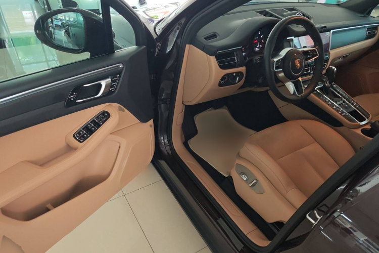 保时捷 2018款 Macan 2.0T中控内饰20