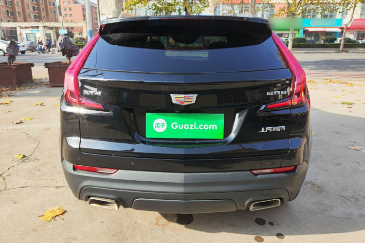 凯迪拉克XT4 2022款 28T 两驱风尚型车身外观6