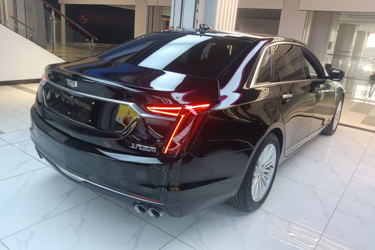 凯迪拉克CT6 2022款 28T 豪华型车身外观6006