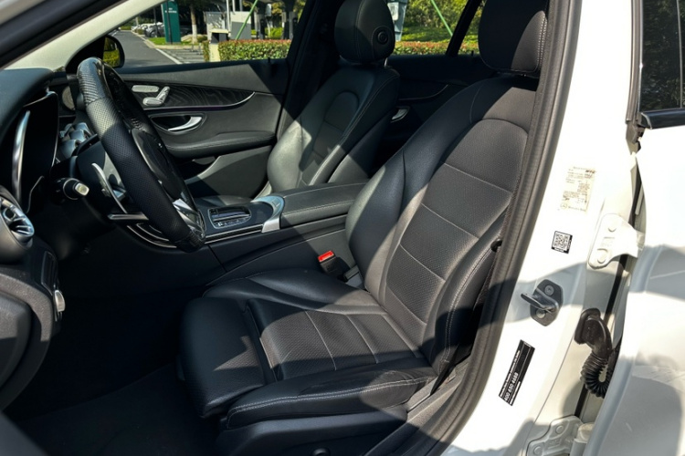 奔驰C级(进口) 2019款 C 260 旅行轿车中控内饰7003