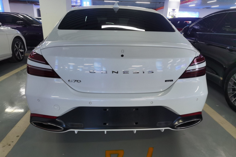 捷尼赛思G70 2021款 2.0T 后驱豪华版车身外观6