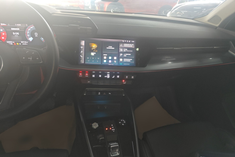 奥迪A3 2023款 改款 A3L Limousine 35 TFSI 时尚运动型局部细节16