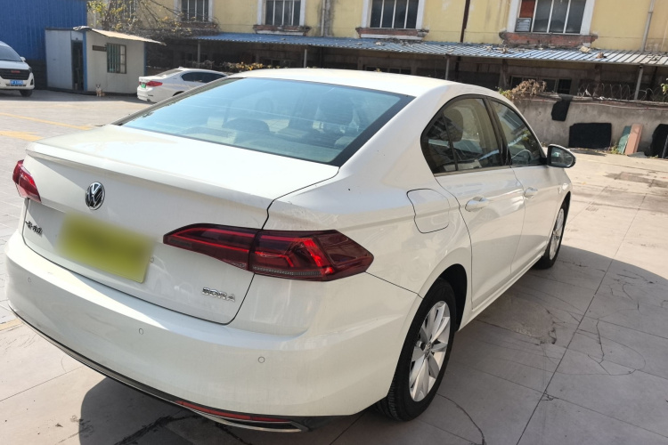 大众 宝来 2020款 1.5L 手动舒适型车身外观7