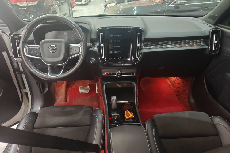 沃尔沃XC40 2021款 T4 四驱智远运动版中控内饰12