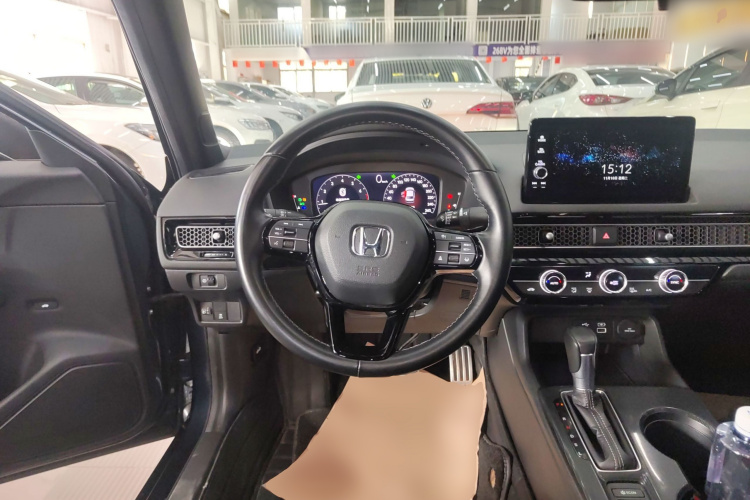本田 思域 2022款 240TURBO CVT燃动版中控内饰13