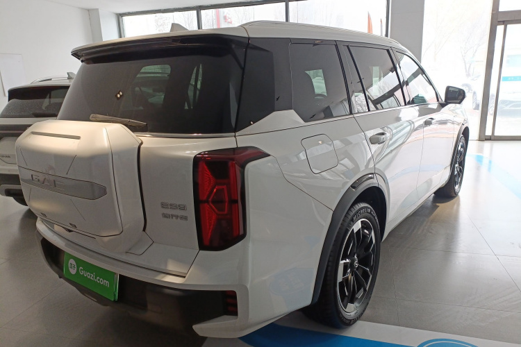 广汽传祺 传祺ES9 2024款 PHEV 143km 旅行者 Max车身外观6005