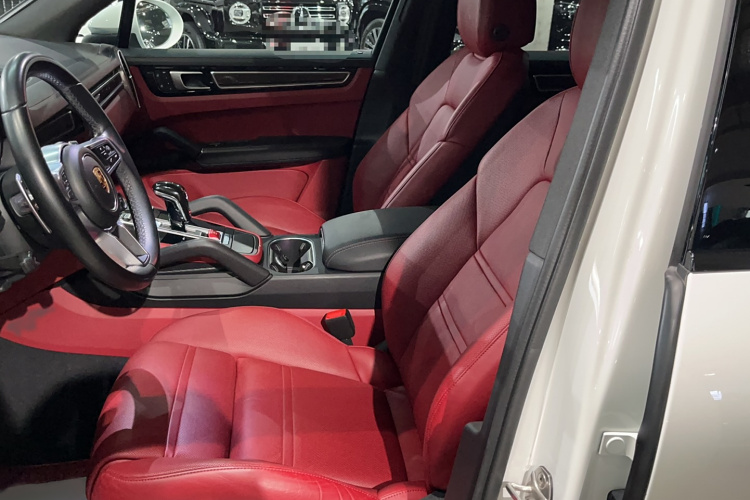 保时捷 Cayenne新能源 2021款 Cayenne E-Hybrid 2.0T局部细节19