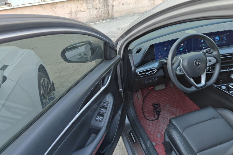 长安 逸动 2020款 PLUS 1.6L GDI 自动豪华型中控内饰7003