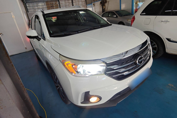 广汽传祺 传祺GS4 2016款 235T G-DCT豪华版车身外观6002